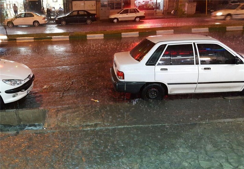 آبگرفتگی مقطعی در مناطق مازندران به دنبال وقوع سیلاب/ افزایش محسوس دما از سه‌شنبه